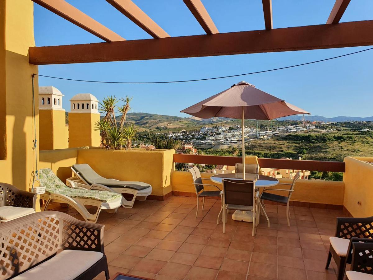Seaview A Spectacular 3 Bed 3 Bathroom Penthouse Manilva Exterior foto