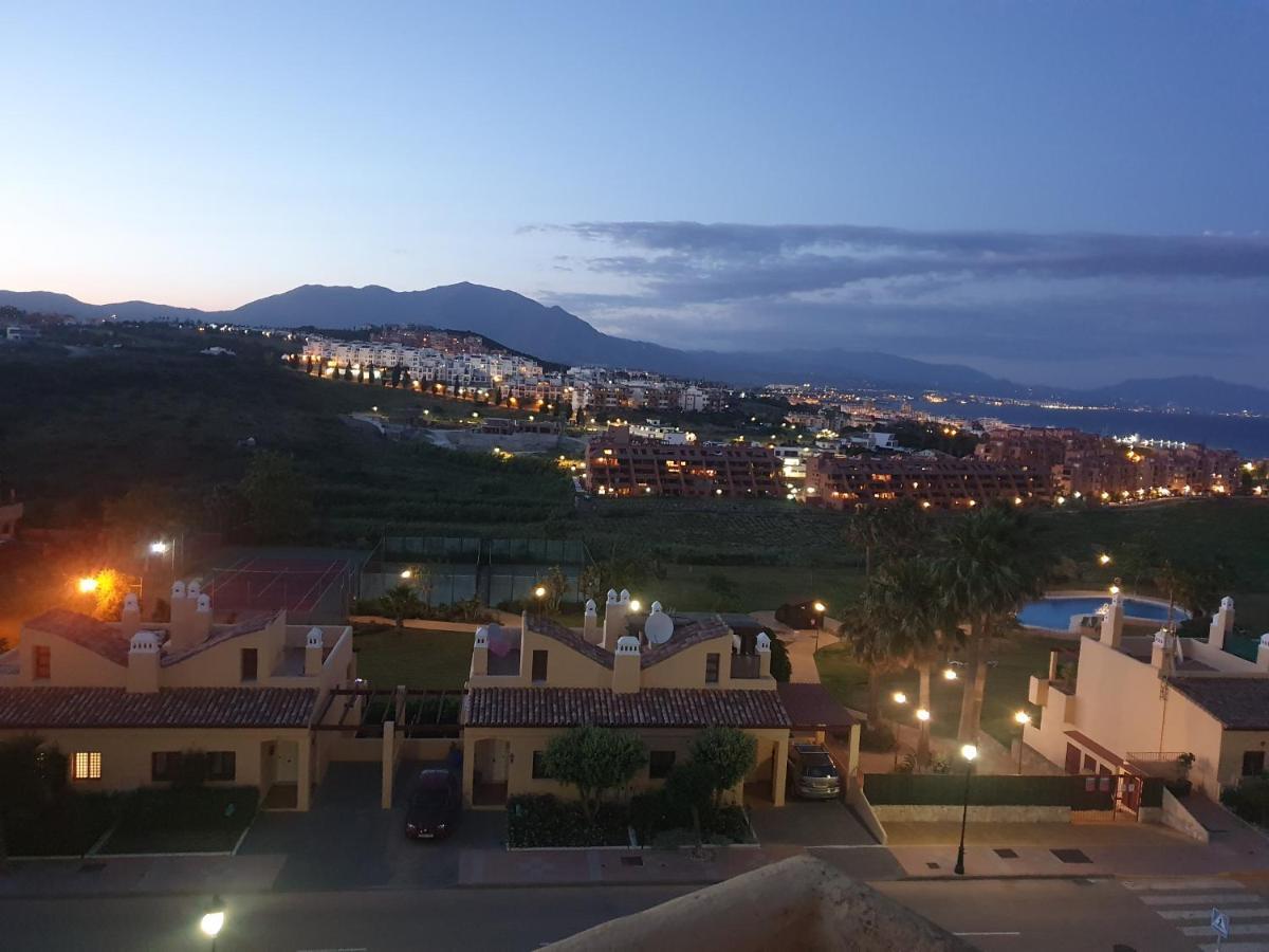 Seaview A Spectacular 3 Bed 3 Bathroom Penthouse Manilva Exterior foto